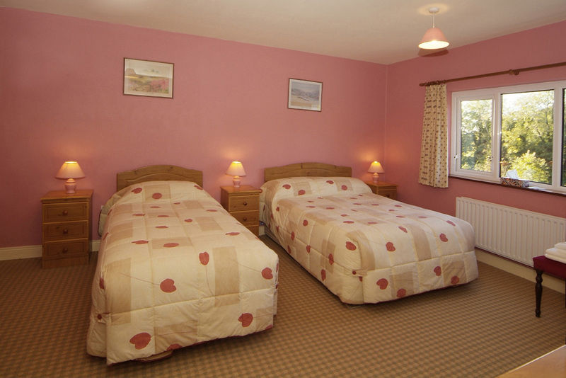 Pk Lodge Bed And Breakfast Скибберин Экстерьер фото